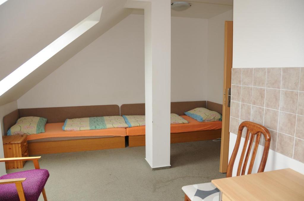 Penzion Pupendo Hradec Kralove Exterior photo